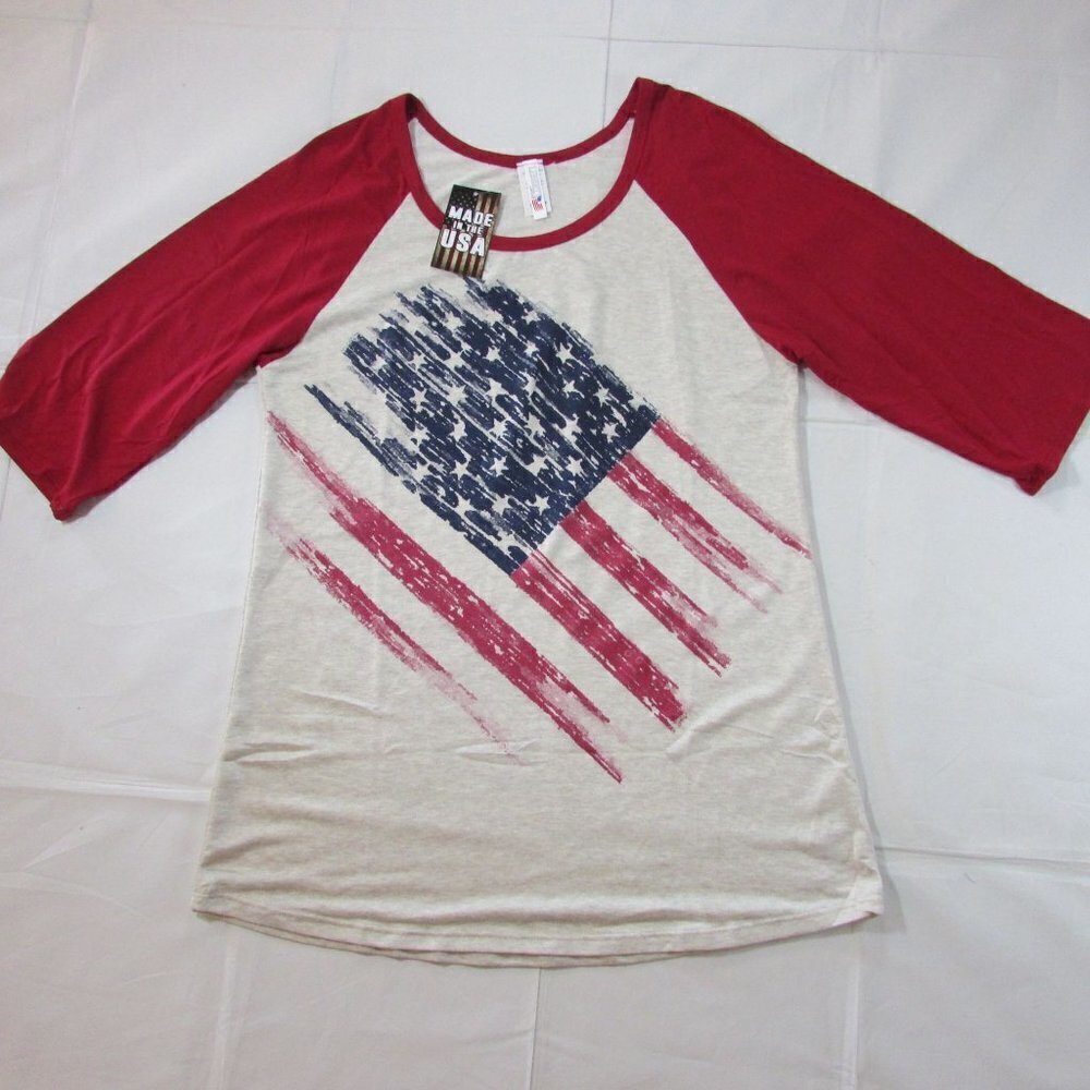 Liberty Wear Women's 3/4 Sleeve Patriotic Proud Flag Printed T-Shirt - Oat